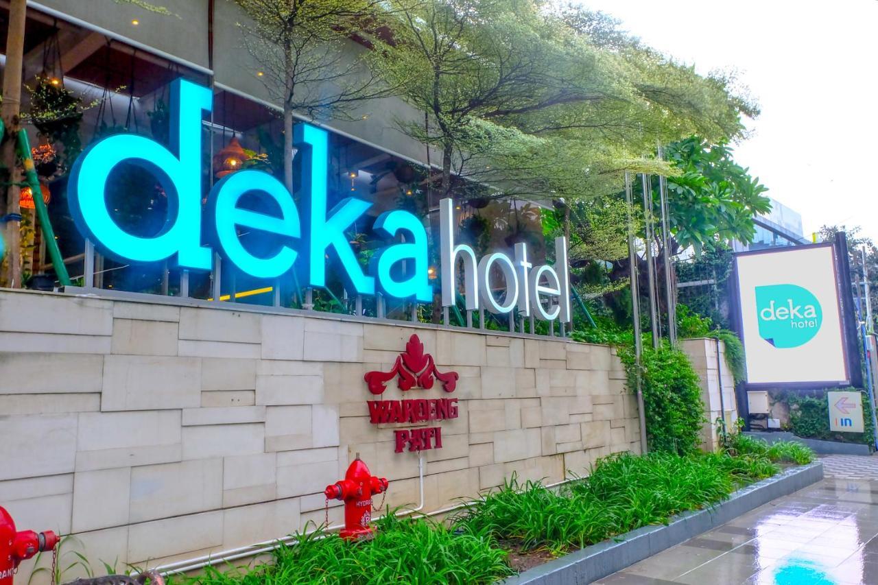 Deka Hotel Surabaya Hr Muhammad Exterior photo